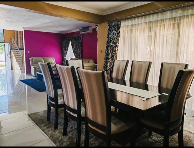 4 BEDROOM HOUSE FOR SALE IN WOODHILL ESTATE